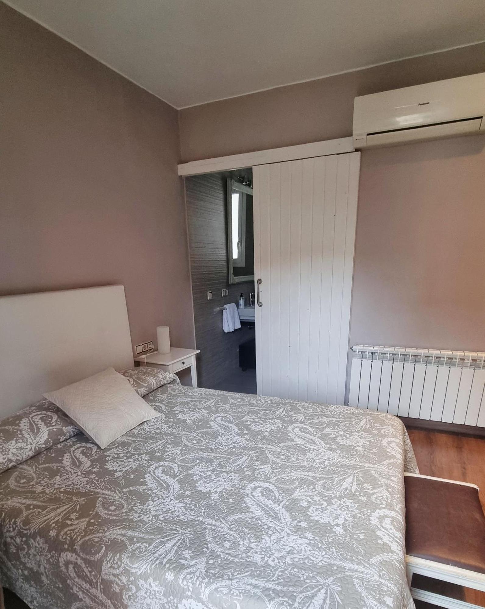 Apartment Sant Francesc Olot Exteriör bild